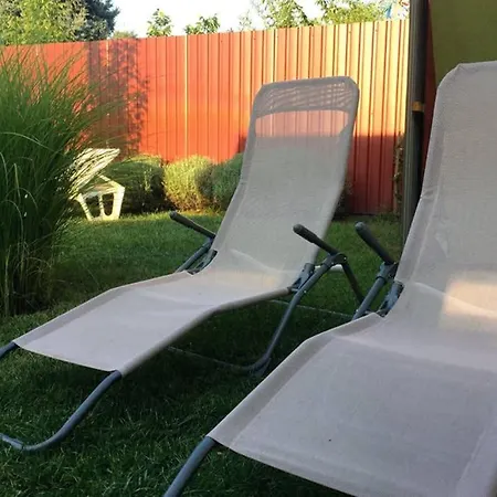 Garden Ingyenes Zart Parkoloval Apartmán *