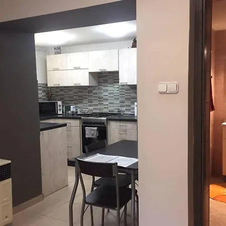 Garden Ingyenes Zárt Parkolóval Apartamento *