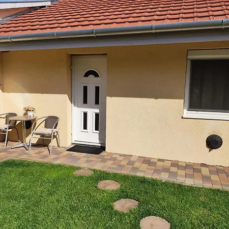 Apartment Garden Ingyenes Zart Parkoloval Szeged
